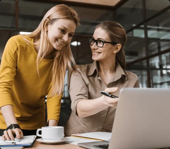 Atendimento humanizado da Acont Equipe Acont atendendo clientes